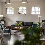 Teged Vartalak Apartament *