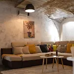 Teged Vartalak Apartament *