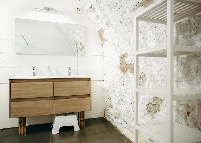 Teged Vartalak Apartament